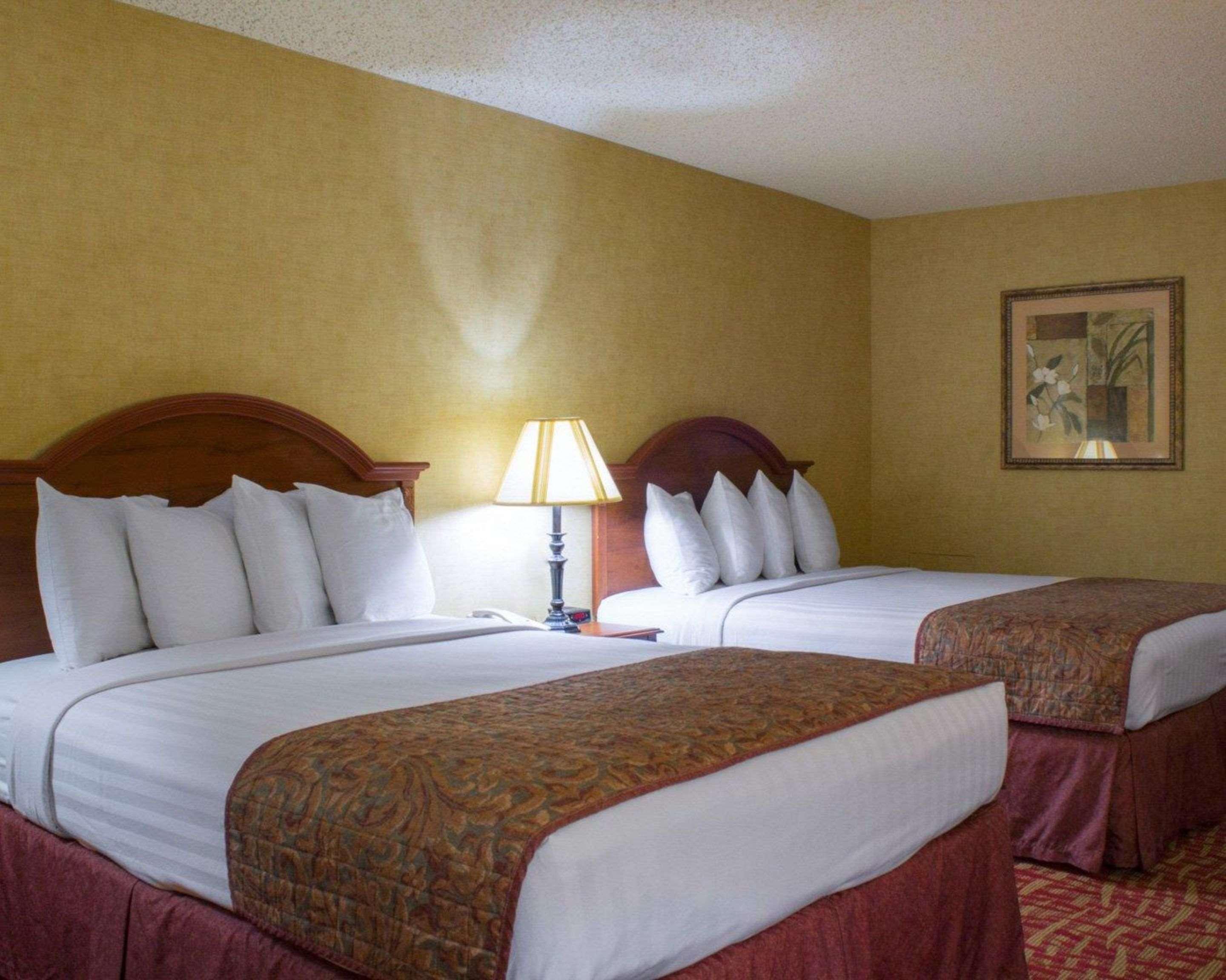 Rodeway Inn Columbia Mall Loop Grand Forks Exterior foto