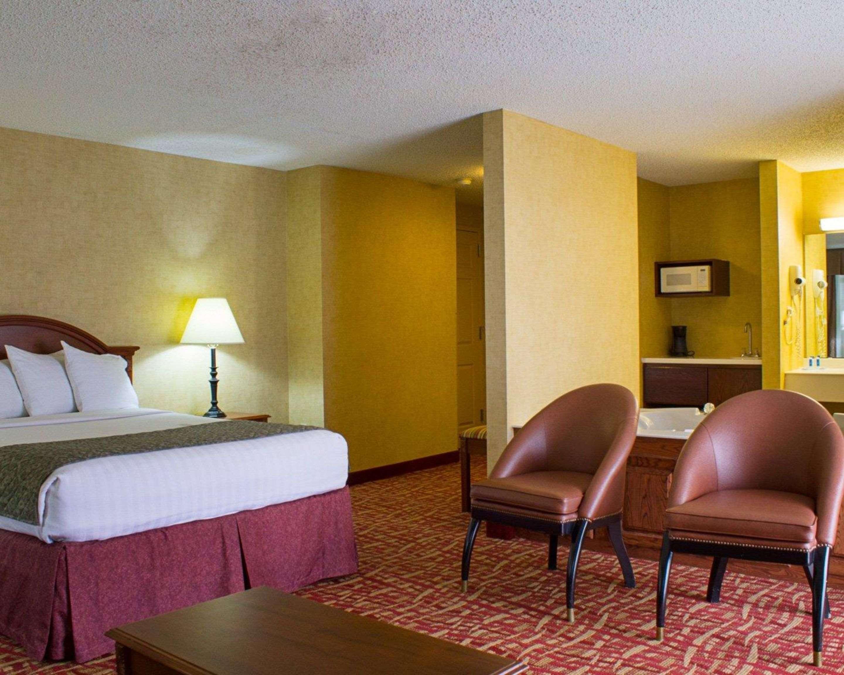 Rodeway Inn Columbia Mall Loop Grand Forks Exterior foto