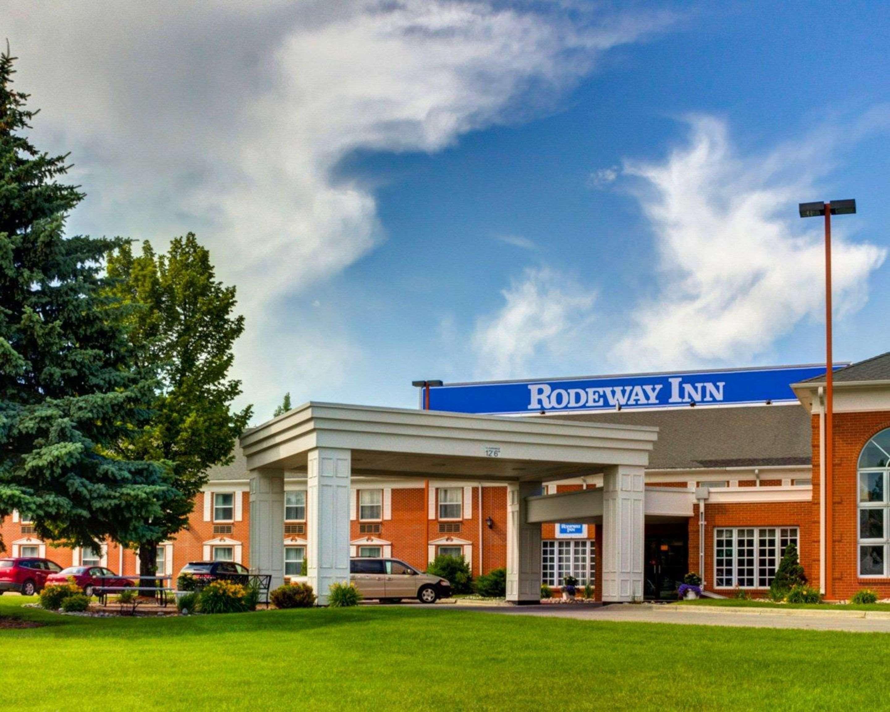 Rodeway Inn Columbia Mall Loop Grand Forks Exterior foto